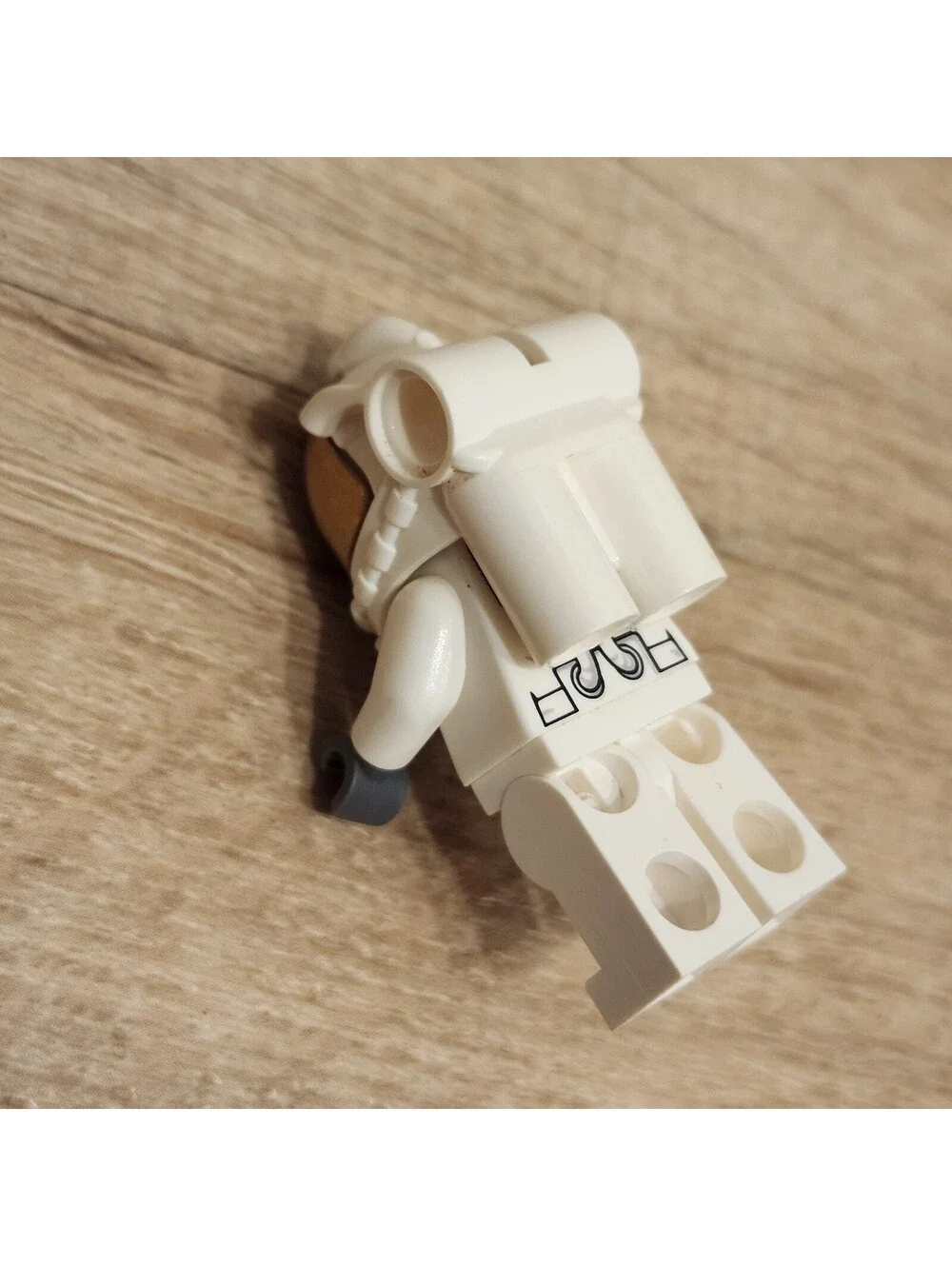 LEGO Collectible Astronaut Minifigure 5002147 TRU Exclusive Space Explorer Rover